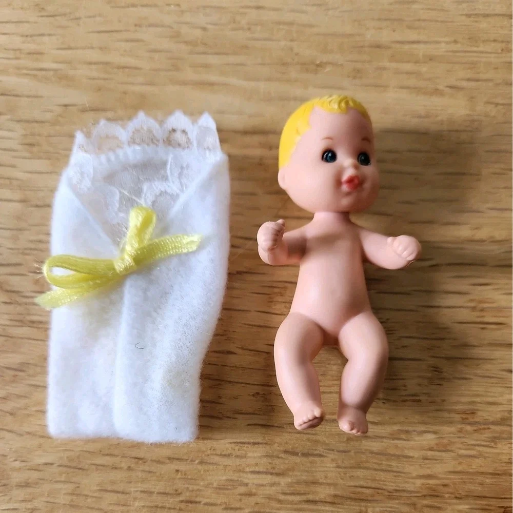 Barbie Baby Chrissy Doll Blue Eyes Mousey Blonde Hair Mattel 1973 Vintage Rare